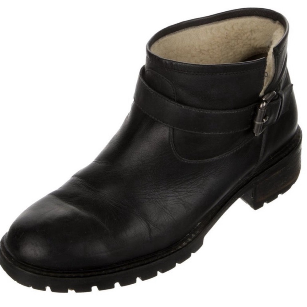Fendi Leather Shearling lined Ankle Boots Black - Picture 1 of 7